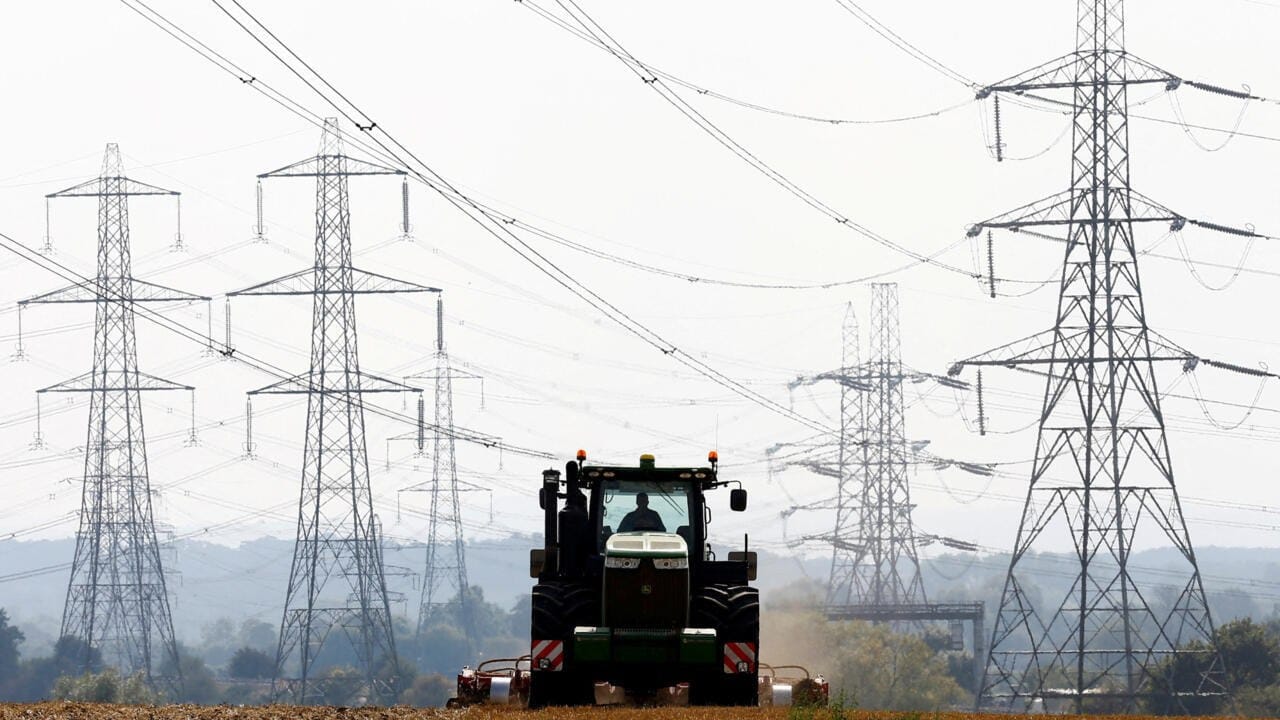 Economía - Un alivio a la agobiante factura de energía en Reino Unido: ¿de cuánto y a qué costo?