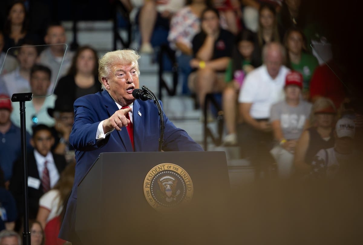 Trump condiciona el acuerdo nuclear con Arabia Saudí a la normalización de relaciones con Israel