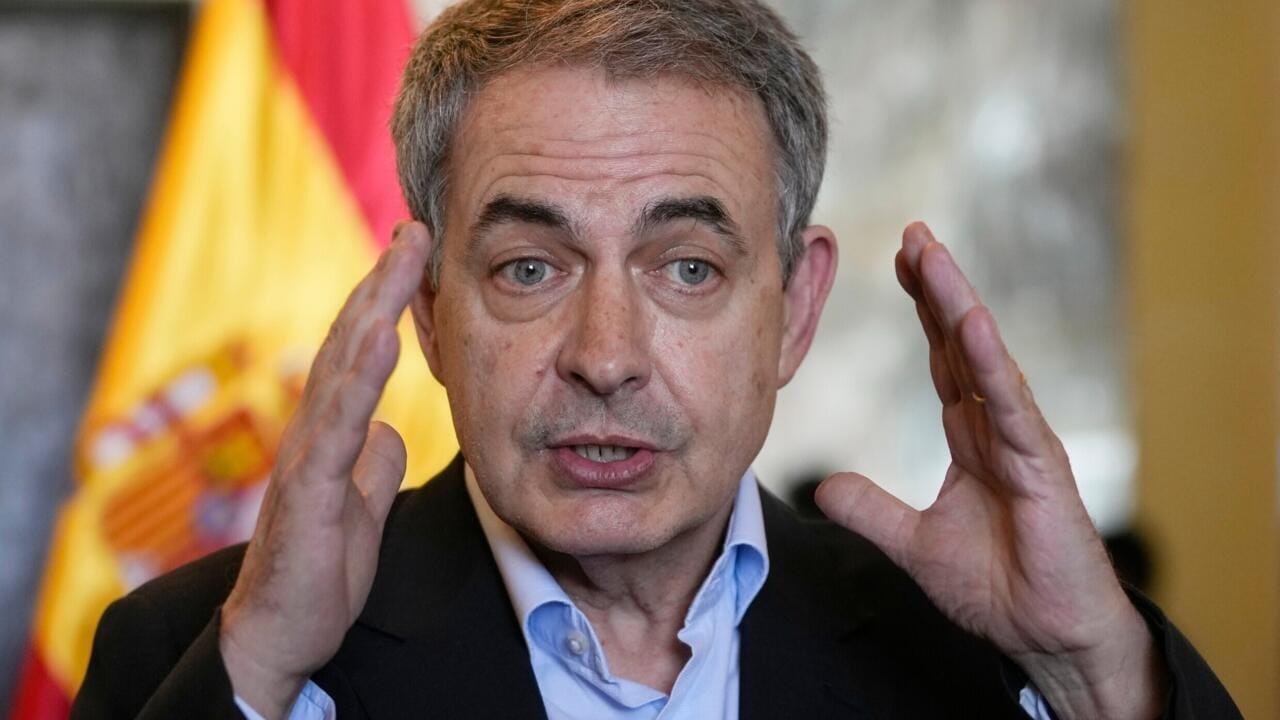 "No hablé con nadie del Gobierno": Zapatero rompe su silencio y niega cualquier papel en el rescate de Plus Ultra