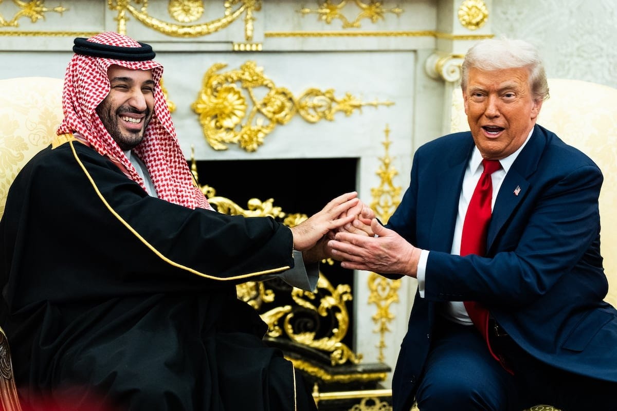 Trump autoriza un pacto nuclear con Arabia Saudí