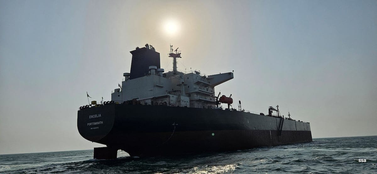 Los hutíes de Yemen cumplen su amenaza y atacan a petroleros saudíes en el mar Rojo
