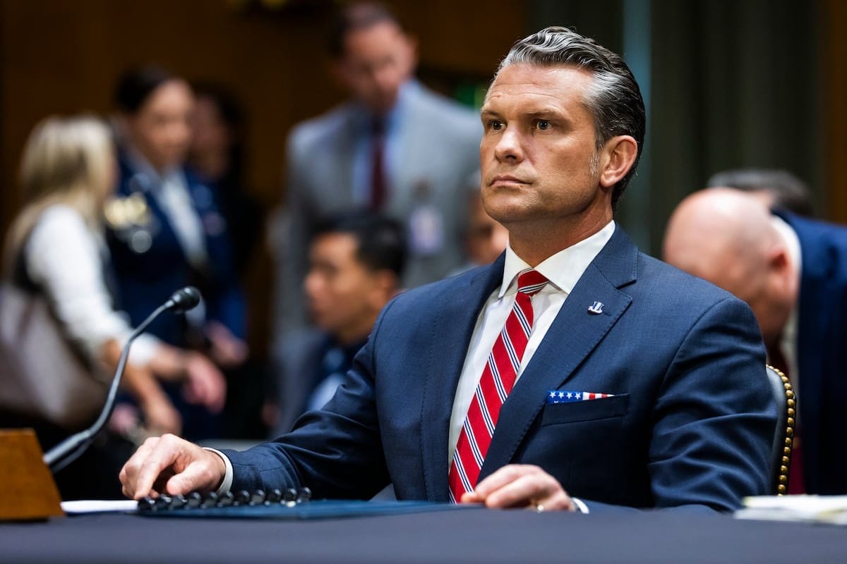 Hegseth reclama decenas de miles de millones para la guerra de Irán mientras aumentan los soldados muertos de EE UU