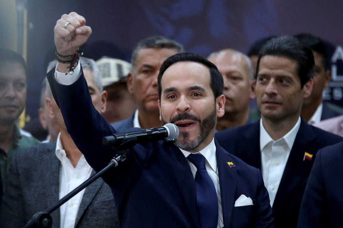 De la Espriella gana su primer pulso en el Congreso y confirma que puede lograr mayorías legislativas con facilidad