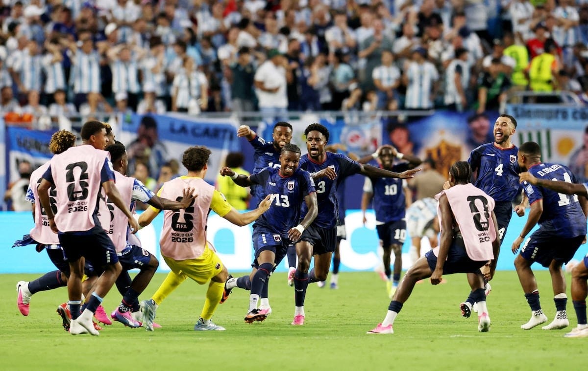 La pelota volvió a marcar diferencias en el Mundial de fútbol