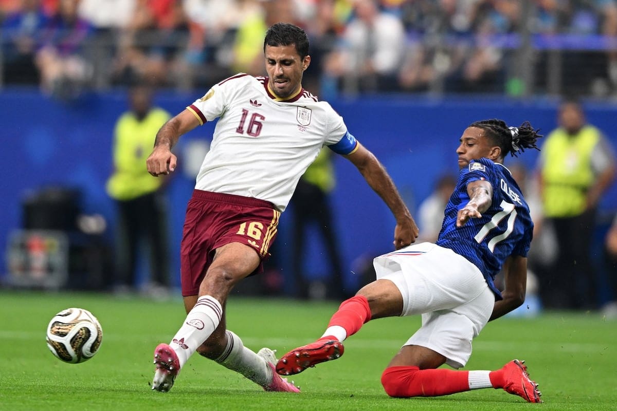 Claves del éxito de la Roja camino de la gran final del Mundial: 11 jugadores con mentalidad de centrocampistas explican el juego de España
