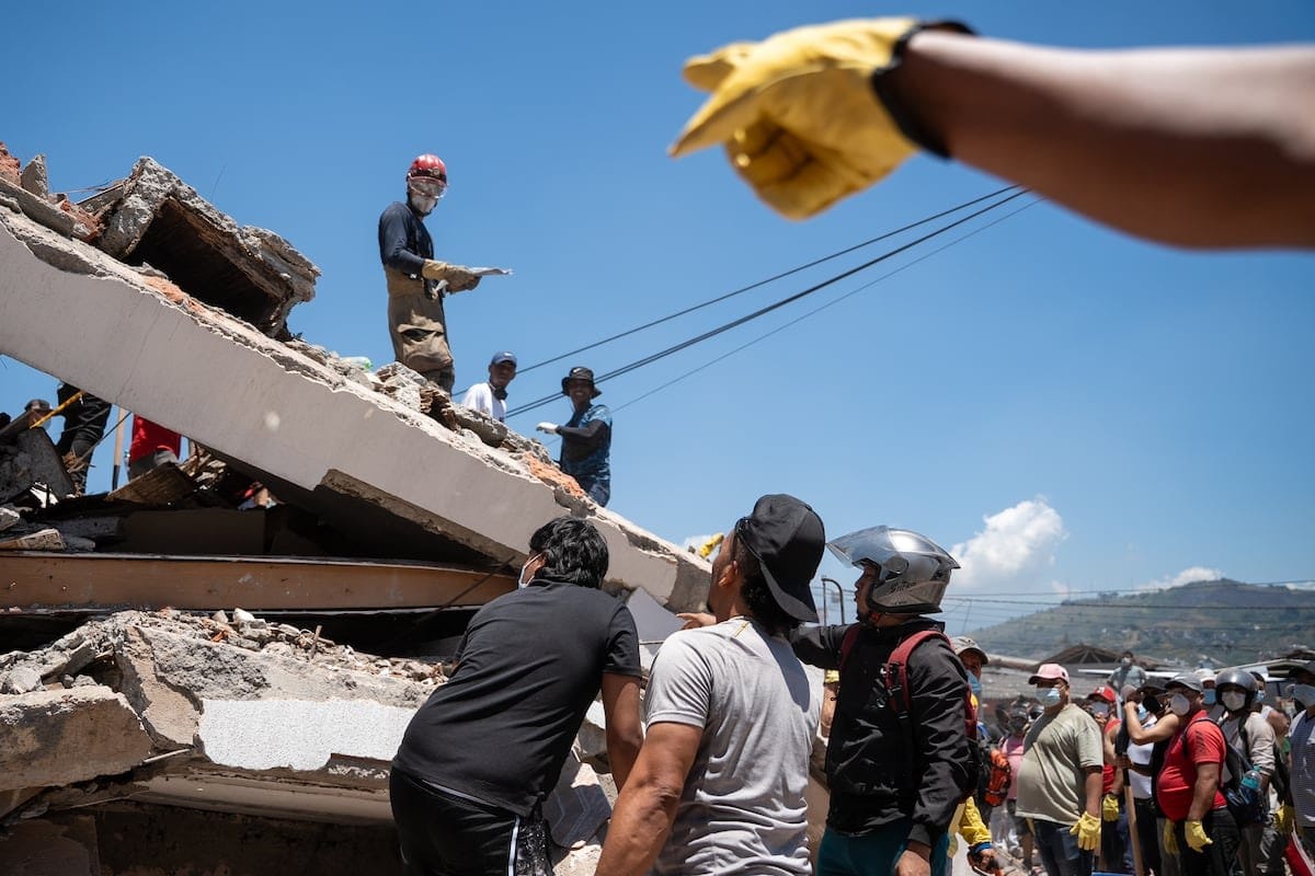 Tiempo de tragedia, tiempo de solidaridad