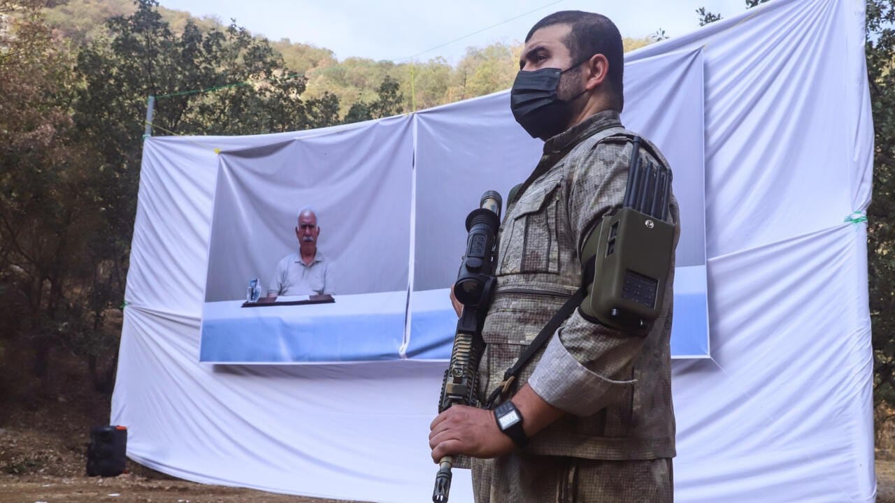 Turquía aprueba ley histórica para la reintegración de combatientes del PKK