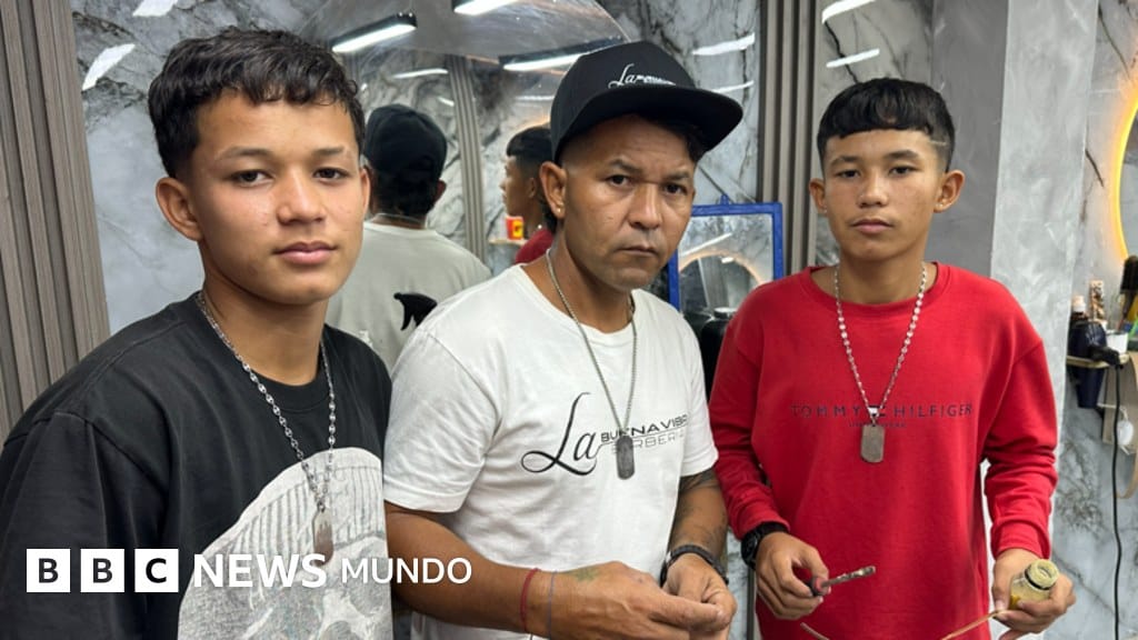 "Los terremotos nos persiguen": los hermanos adolescentes que perdieron a su madre en el sismo de Venezuela y ahora sufrieron el de Colombia - BBC News Mundo