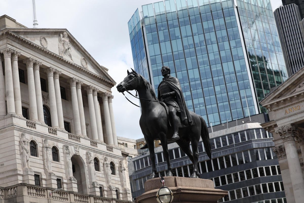 El Banco de Inglaterra sigue siendo el mayor custodio de oro del mundo, con 5.000 toneladas de reservas de 70 bancos centrales